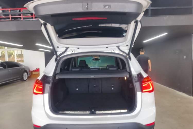 Used BMW X1 2016 sDrive18Li Premium Edition Trunk