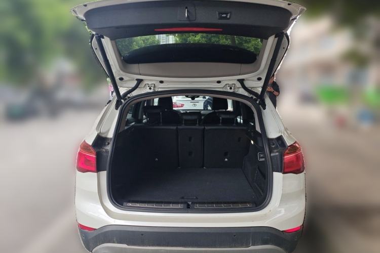 Used BMW X1 2016 sDrive18Li Premium Edition Trunk