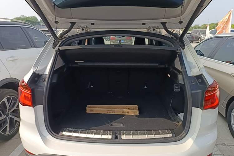 Used BMW X1 2016 sDrive18Li Premium Edition Trunk