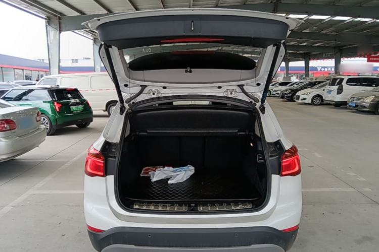 Used BMW X1 2016 sDrive18Li Fashion Model Trunk