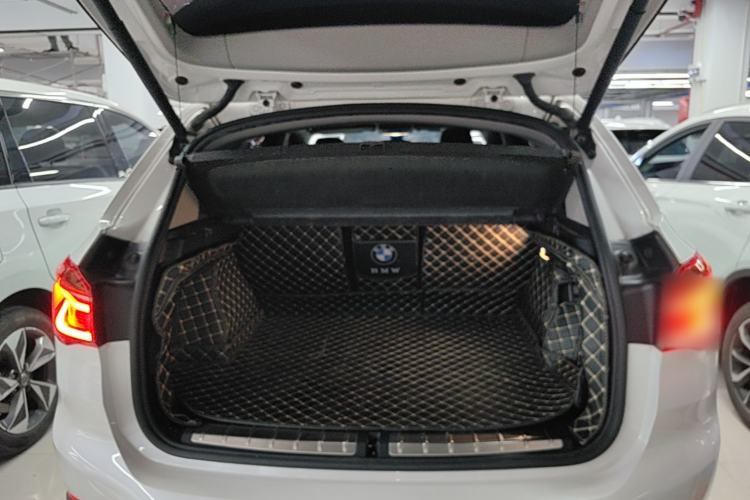 Used BMW X1 2016 sDrive20Li Luxury Model Trunk