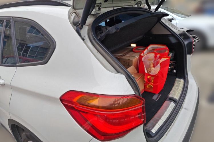Used BMW X1 2016 sDrive18Li Fashion Model Trunk
