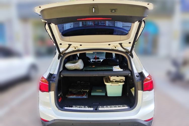 Used BMW X1 2016 sDrive18Li Premium Edition Trunk