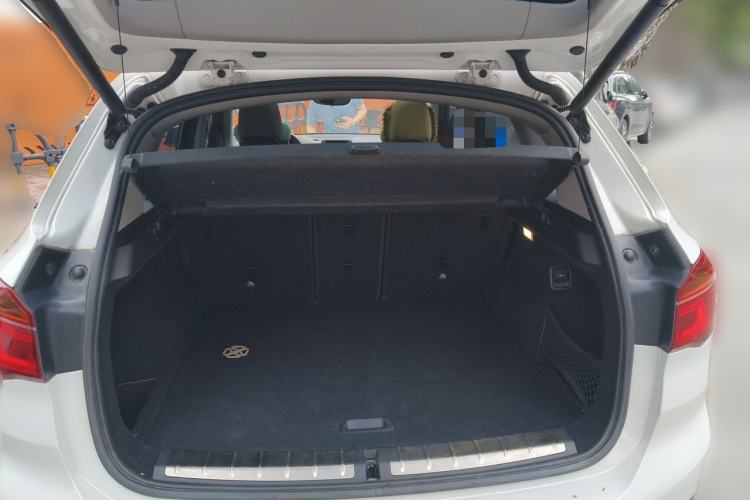 Used BMW X1 2016 sDrive18Li Luxury Model Trunk