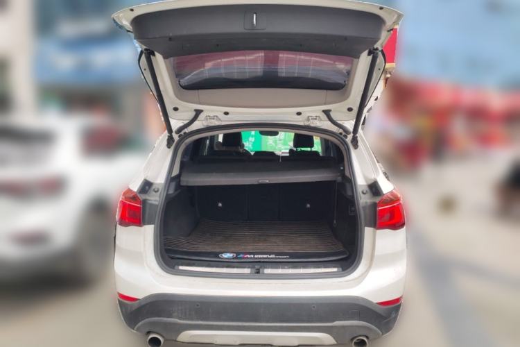 Used BMW X1 2016 sDrive18Li Fashion Model Trunk