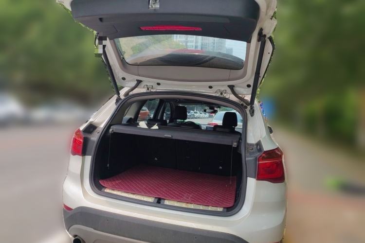Used BMW X1 2016 sDrive18Li Fashion Model Trunk