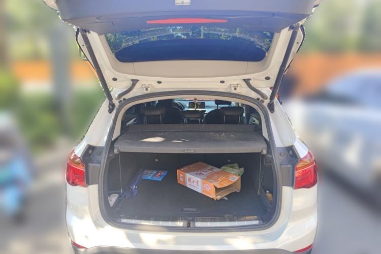Used BMW X1 2016 sDrive18Li Fashion Model Trunk