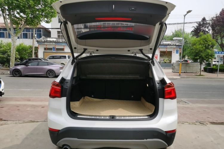 Used BMW X1 2016 sDrive18Li Premium Edition Trunk