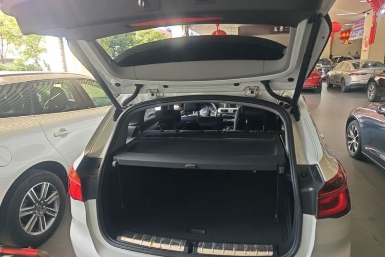 Used BMW X1 2016 sDrive18Li Premium Edition Trunk
