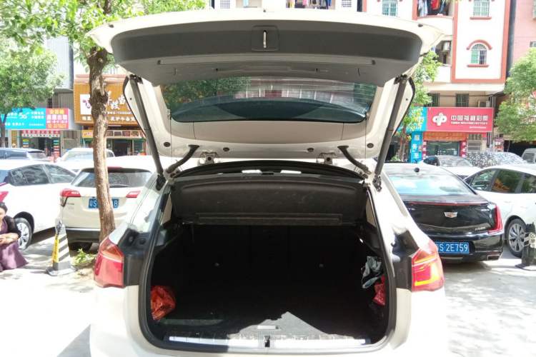 Used BMW X1 2016 sDrive18Li Fashion Model Trunk