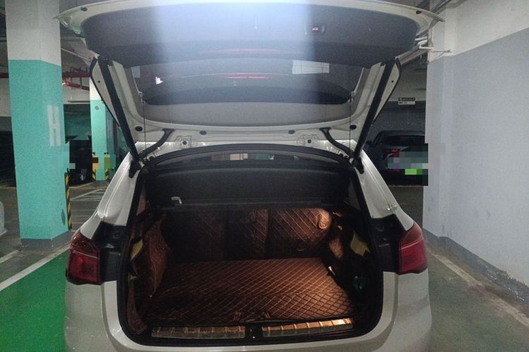 Used BMW X1 2016 sDrive18Li Premium Edition Trunk