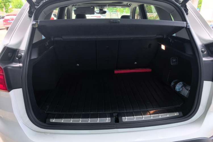 Used BMW X1 2016 sDrive20Li Luxury Model Trunk