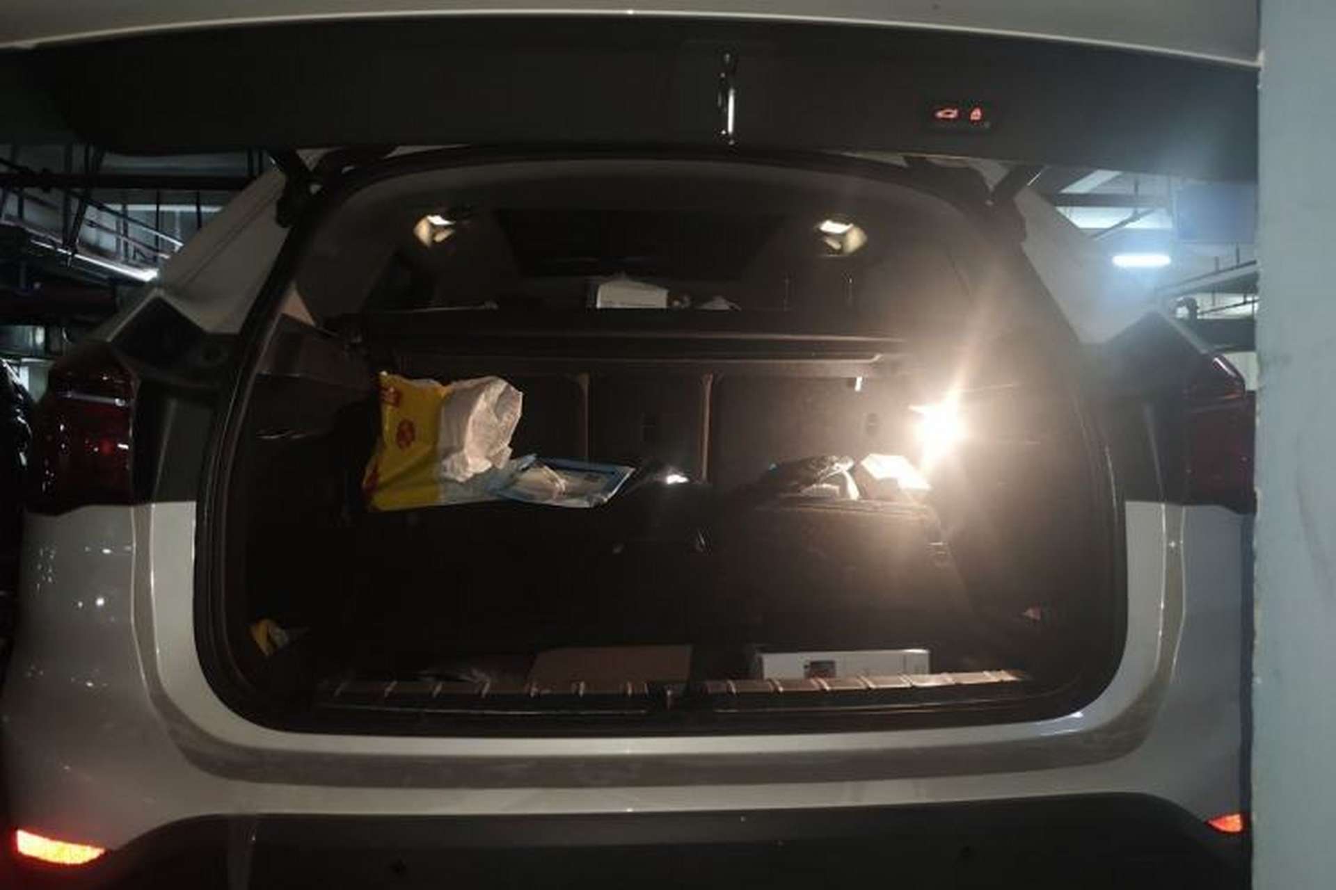 Used BMW X1 2016 sDrive20Li Luxury Model Trunk