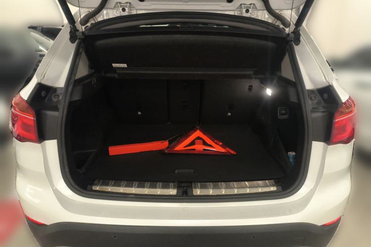 Used BMW X1 2016 sDrive18Li Fashion Model Trunk