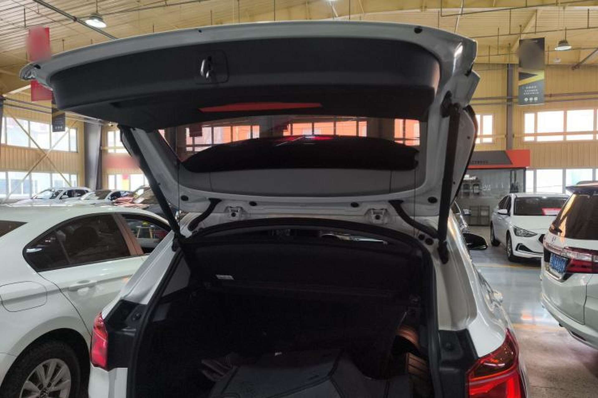 Used BMW X1 2016 sDrive18Li Fashion Model Trunk