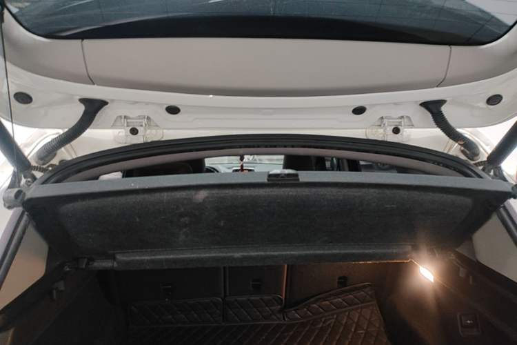 Used BMW X1 2016 sDrive18Li Luxury Model Trunk
