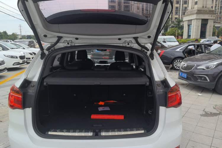 Used BMW X1 2016 sDrive18Li Fashion Model Trunk