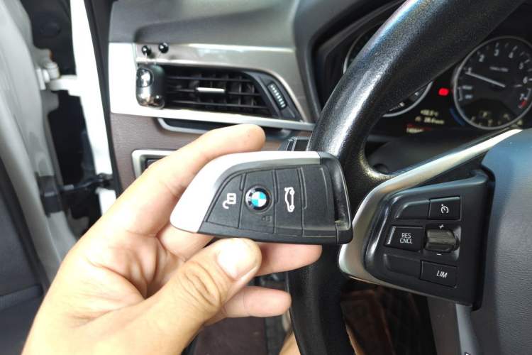 Used BMW X1 2016 xDrive20Li Luxury Model Vehicle Key