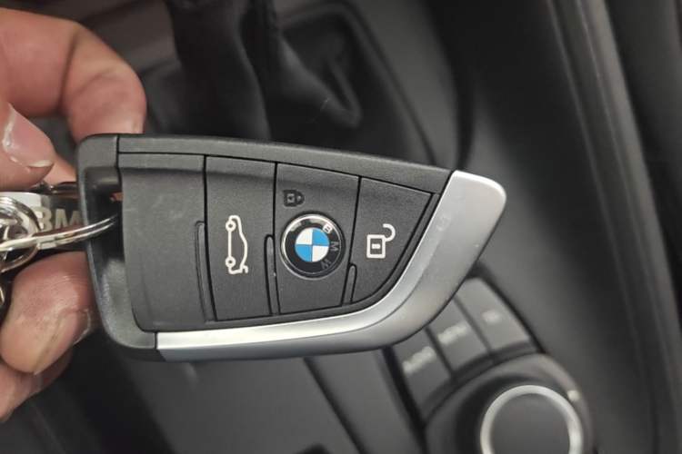 Used BMW X1 2016 sDrive18Li Fashion Model Vehicle Key
