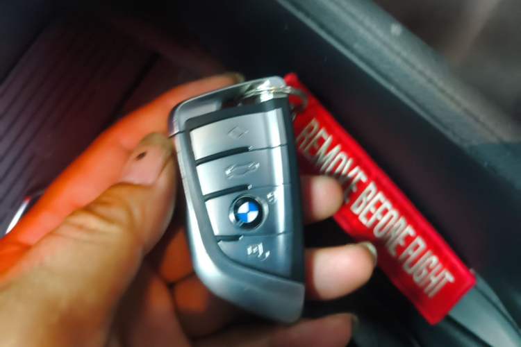 Used BMW X1 2016 sDrive18Li Premium Edition Vehicle Key