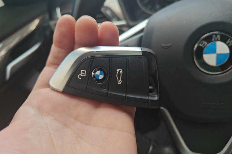 Used BMW X1 2016 sDrive20Li Luxury Model Vehicle Key
