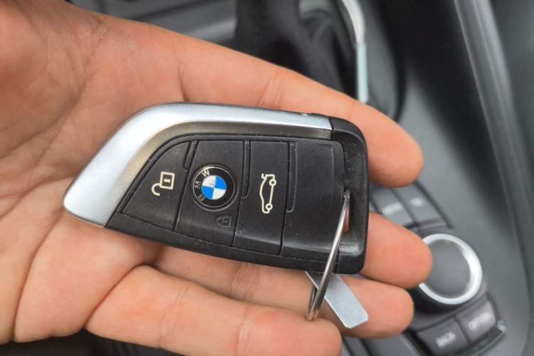 Used BMW X1 2016 sDrive18Li Premium Edition Vehicle Key