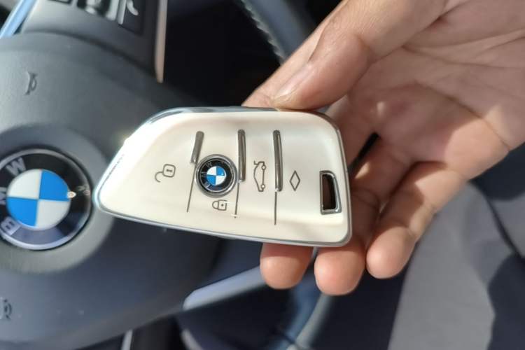 Used BMW X1 2016 sDrive18Li Premium Edition Vehicle Key