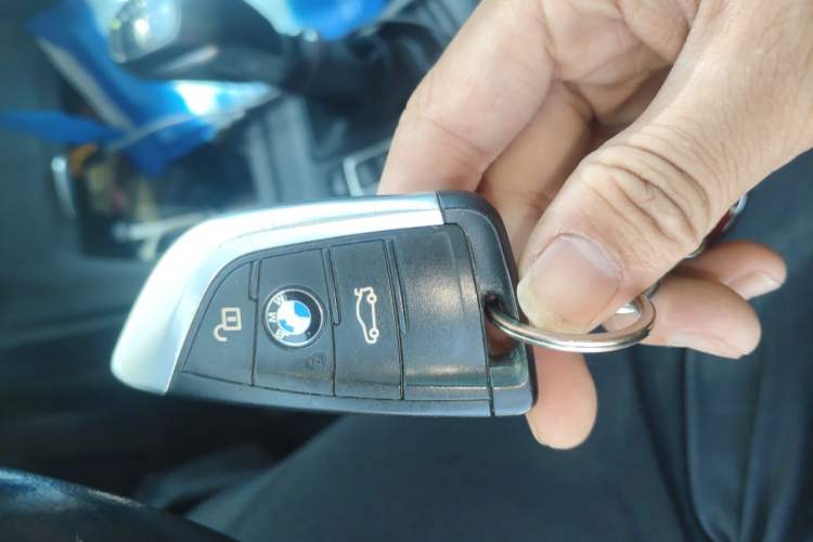 Used BMW X1 2016 sDrive18Li Premium Edition Vehicle Key