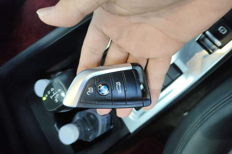 Used BMW X1 2016 sDrive18Li Premium Edition Vehicle Key