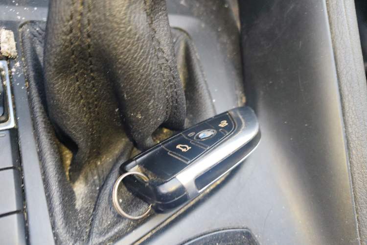 Used BMW X1 2016 sDrive18Li Premium Edition Vehicle Key