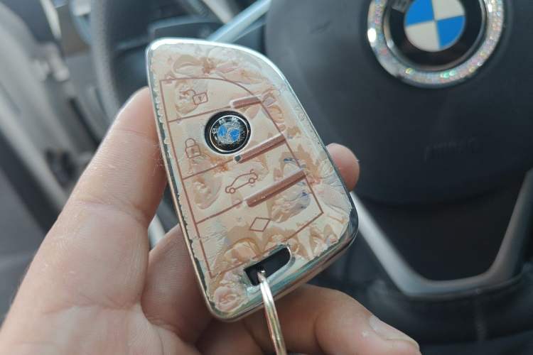 Used BMW X1 2016 sDrive18Li Premium Edition Vehicle Key