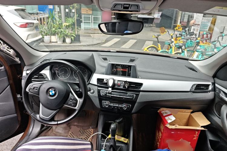 Used BMW X1 2016 sDrive18Li Premium Edition Center Console
