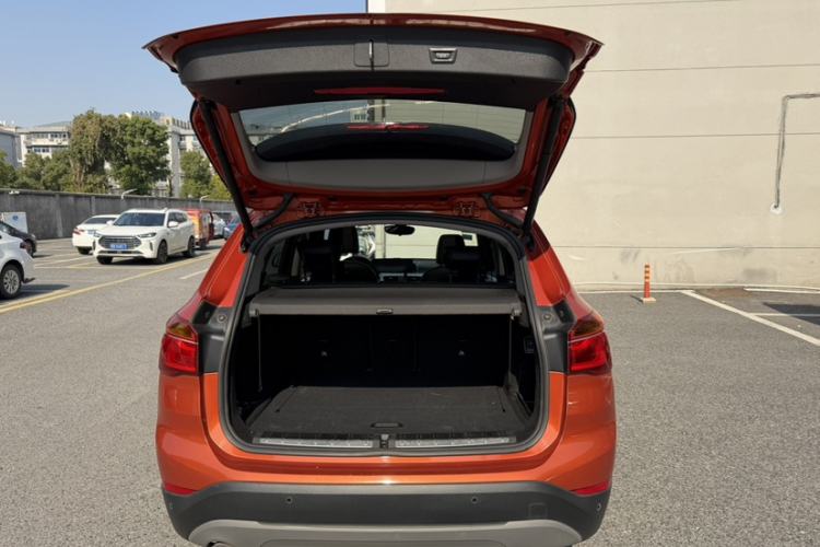 Used BMW X1 2016 sDrive18Li Premium Edition Exterior 3