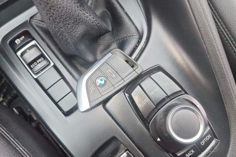 Used BMW X1 2016 sDrive18Li Fashion Model Interior 1