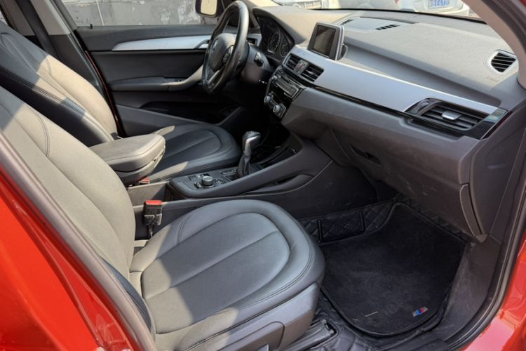 Used BMW X1 2016 sDrive18Li Premium Edition Interior 14