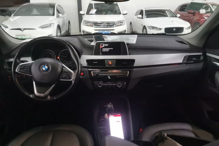 Used BMW X1 2016 sDrive18Li Premium Edition Interior 2