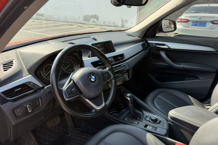 Used BMW X1 2016 sDrive18Li Premium Edition Interior 6