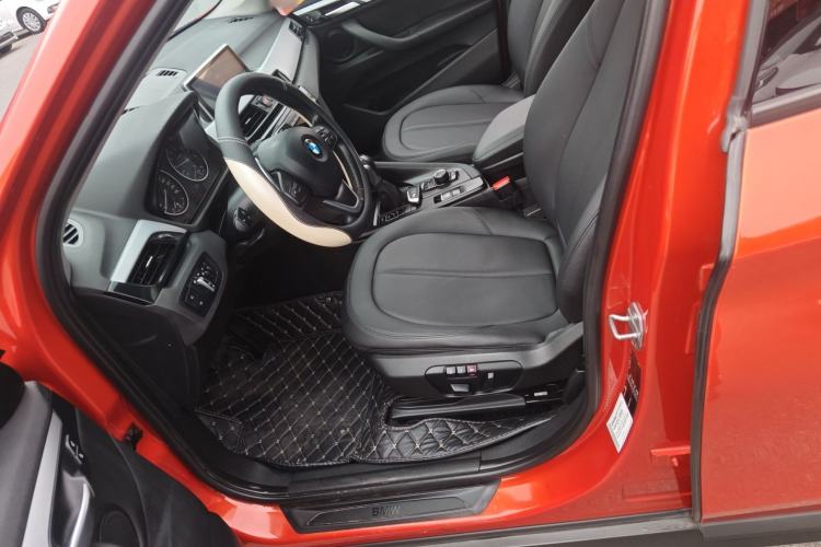 Used BMW X1 2016 sDrive18Li Fashion Model Left Front Seat