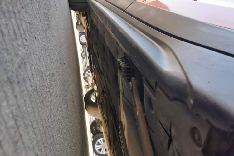 Used BMW X1 2016 sDrive18Li Premium Edition Left Side Sill