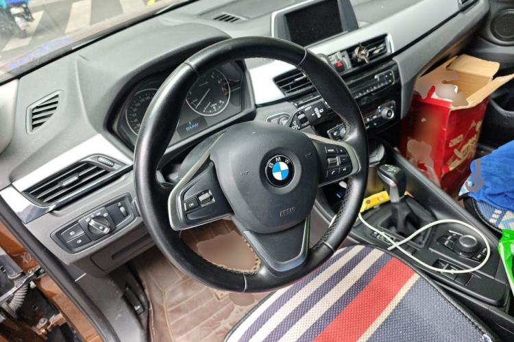 Used BMW X1 2016 sDrive18Li Premium Edition Steering Wheel