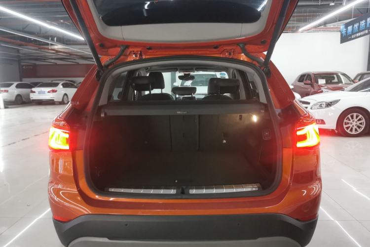 Used BMW X1 2016 sDrive18Li Premium Edition Trunk
