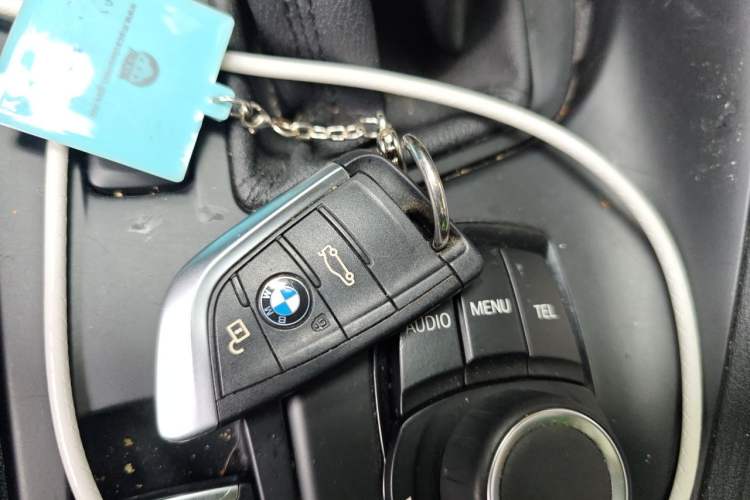 Used BMW X1 2016 sDrive18Li Premium Edition Vehicle Key