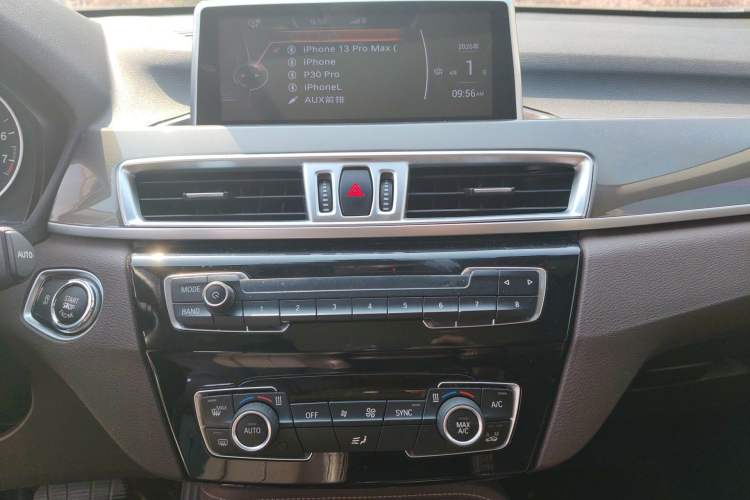 Used BMW X1 2018 sDrive18Li Luxury Model Audio And AC Panel