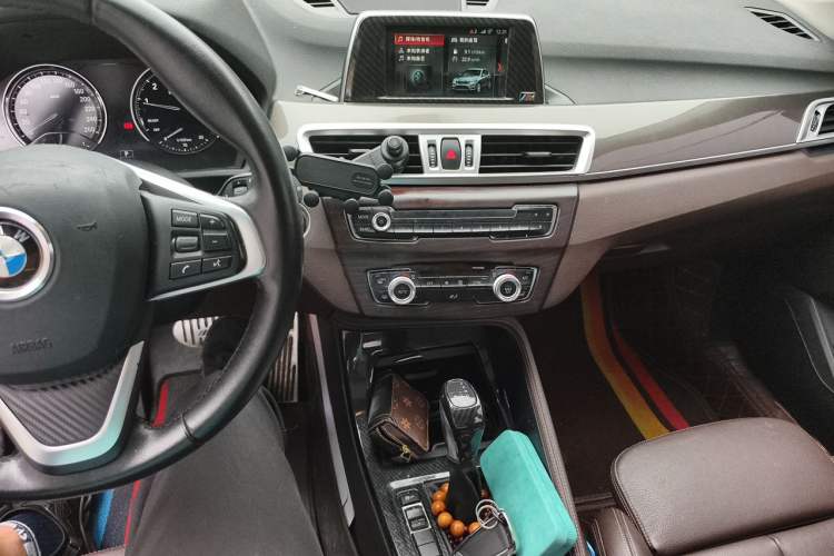 Used BMW X1 2018 sDrive18Li Luxury Model Audio And AC Panel