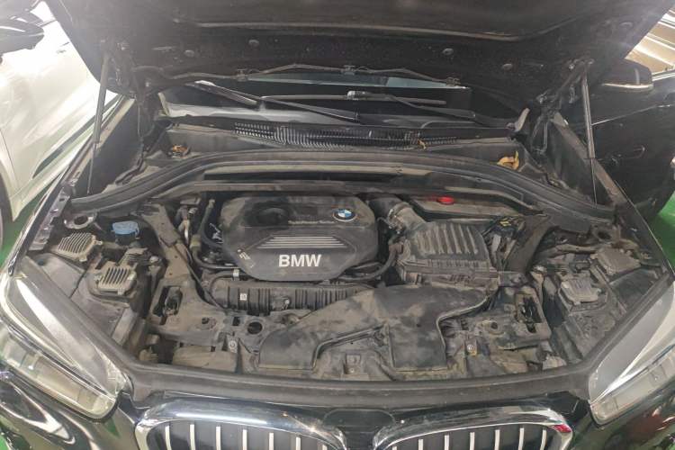 Used BMW X1 2018 xDrive20Li Luxury Edition Engine Bay