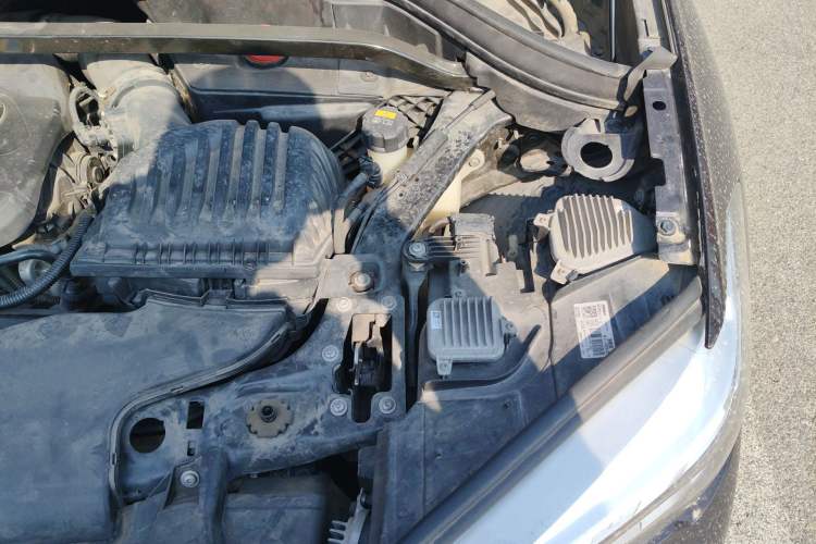 Used BMW X1 2018 sDrive18Li Luxury Model Engine Bay Left