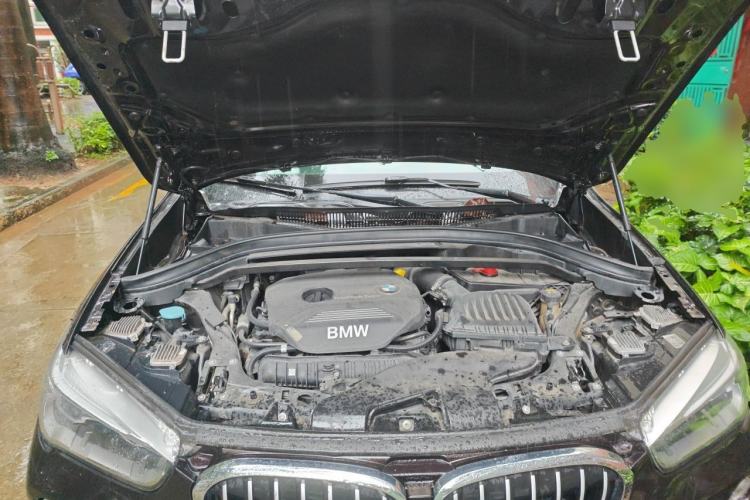 Used BMW X1 2018 sDrive20Li Leading Model Engine Bay