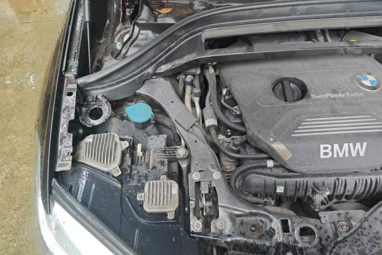 Used BMW X1 2018 sDrive20Li Leading Model Engine Bay Right