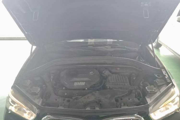 Used BMW X1 2018 xDrive20Li Luxury Edition Engine Bay