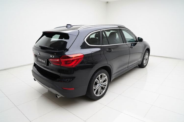 Used BMW X1 2018 sDrive20Li Leading Model Exterior 5